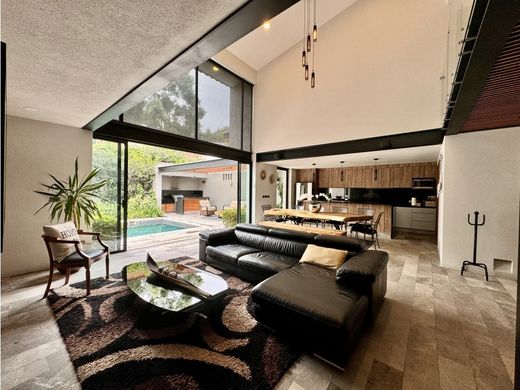 Residential complexes in Valle de Bravo, Estado de México