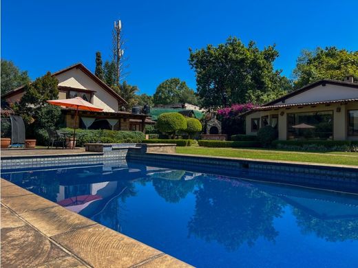 Luxury home in Valle de Bravo, Estado de México
