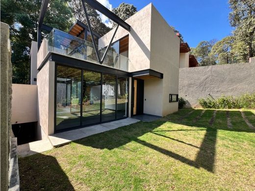 Luxury home in Valle de Bravo, Estado de México