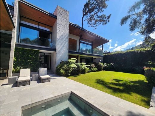 Luxury home in Valle de Bravo, Estado de México