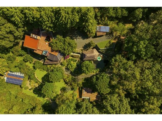 Farmhouse in Valle de Bravo, Estado de México