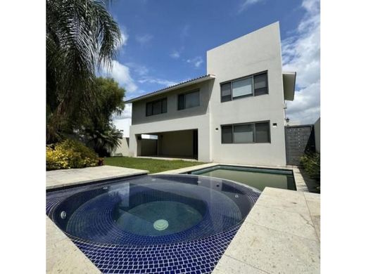 Casa di lusso a Valle de Cuernavaca, Morelos