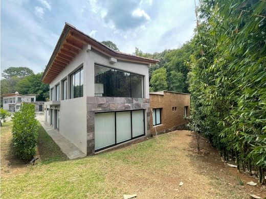 Luksusowy dom w Valle de Bravo, Estado de México