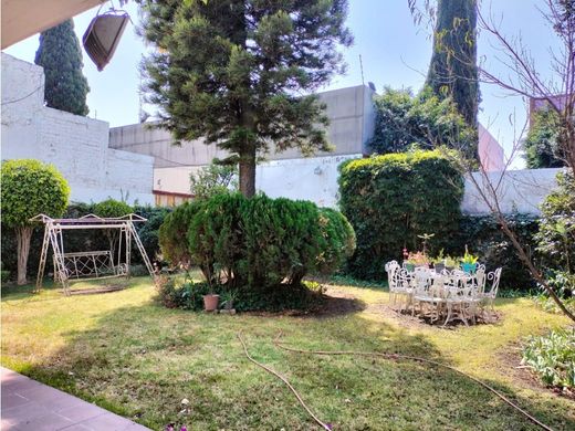 Luksusowy dom w Naucalpan de Juárez, Estado de México