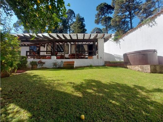 Luksusowy dom w Valle de Bravo, Estado de México