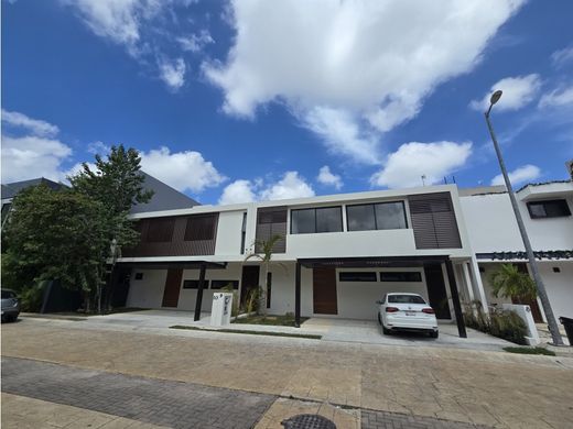 Элитный дом, Канкун, Benito Juárez