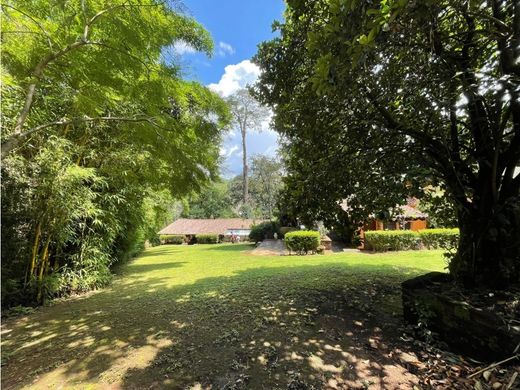 Luxury home in Valle de Bravo, Estado de México