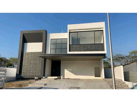 호화 저택 / Villahermosa, Centro