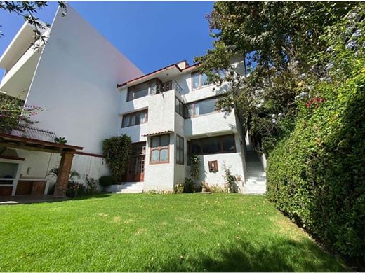 Luxury home in Huixquilucan de Degollado, Huixquilucan