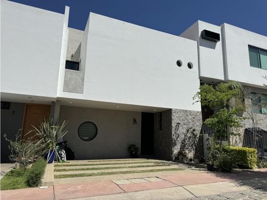 Casa de luxo - Zapopan, Jalisco