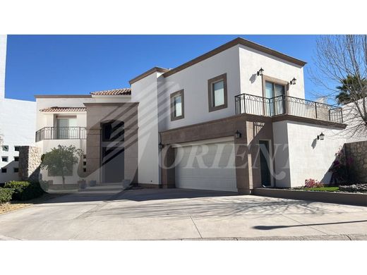 Luxury home in Ciudad Juárez, Juárez
