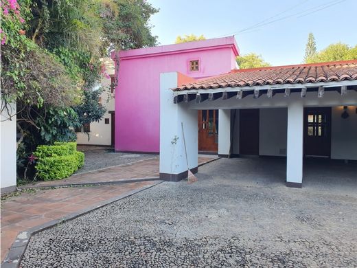 Luksusowy dom w Jacona de Plancarte, Estado de México