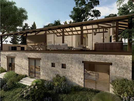 Residential complexes in Valle de Bravo, Estado de México