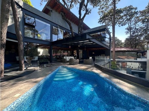 Complexes résidentiels à Valle de Bravo, Estado de México