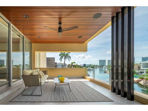 Casa de lujo en Cancún, Benito Juárez