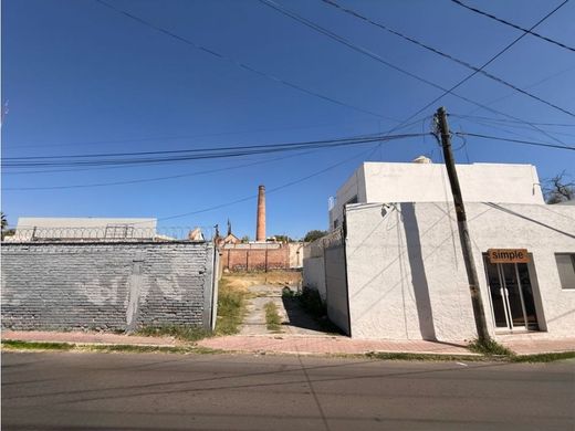 Terreno - Santiago de Querétaro, Querétaro