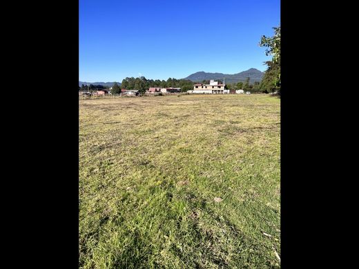 Arsa Valle de Bravo, Estado de México