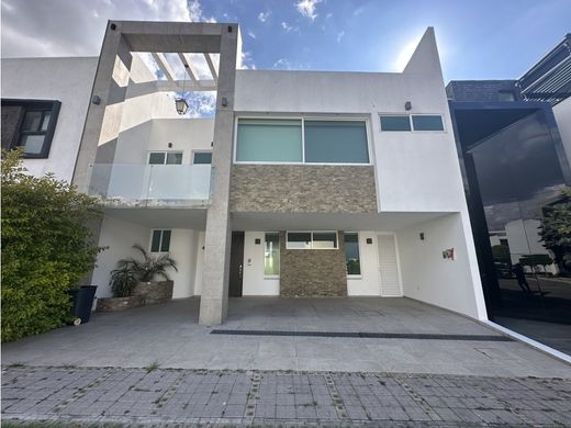 Casa di lusso a San Bernardino Tlaxcalancingo, San Andrés Cholula