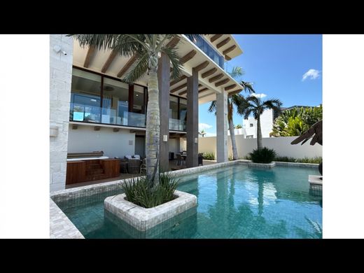 Luxury home in Colonia Benito Juárez, Villa de Tezontepec