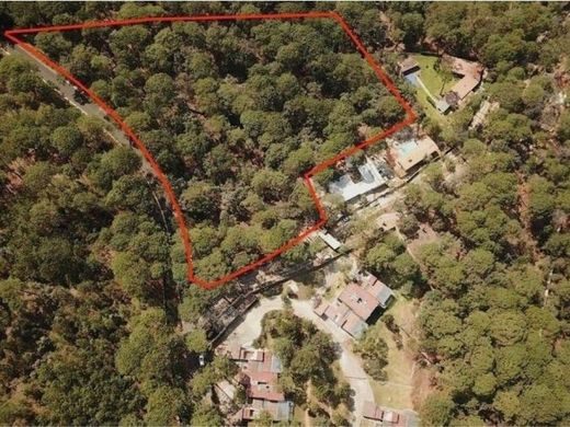 Land in Valle de Bravo, Estado de México