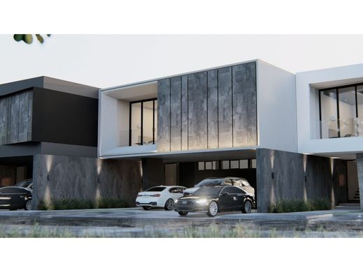 Luxury home in Santiago, Nuevo León