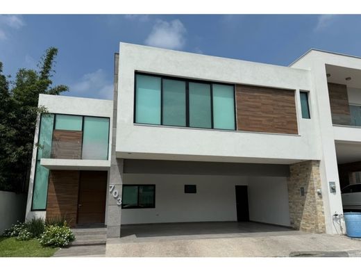 ‏בתי יוקרה ב  מונטריי, Monterrey