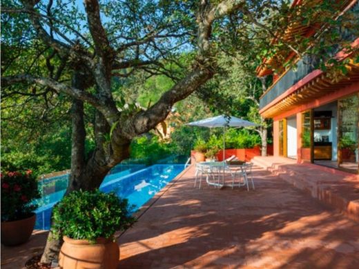 Luxus-Haus in Valle de Bravo, México (Bundesstaat)