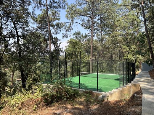 Terreno a Valle de Bravo, Messico (stato federato)