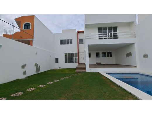 Luxury home in Temixco, Morelos