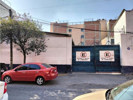 Residential complexes in Tlalnepantla, Tlalnepantla de Baz