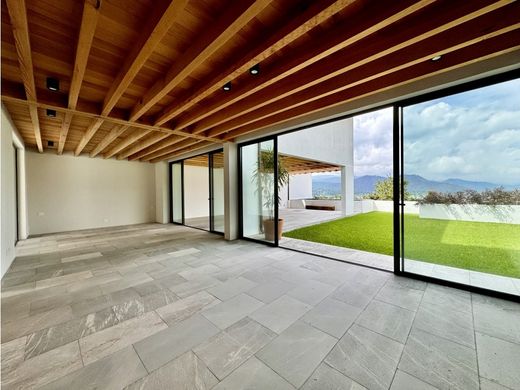 Luxury home in Valle de Bravo, Estado de México