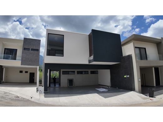 Luxury home in Santiago, Nuevo León