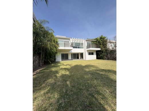 Luxury home in Atlatlahucan, Morelos