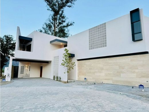 Luxury home in Santiago, Nuevo León