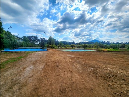 Terreno a Valle de Bravo, Messico (stato federato)