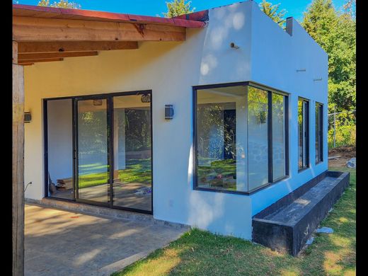 Casa de lujo en Valle de Bravo, Estado de México