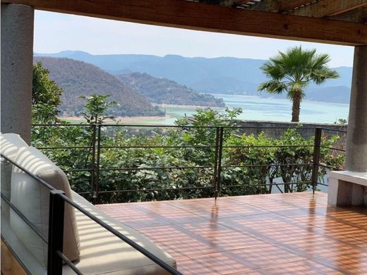 Элитный дом, Валье-де-Браво, Valle de Bravo