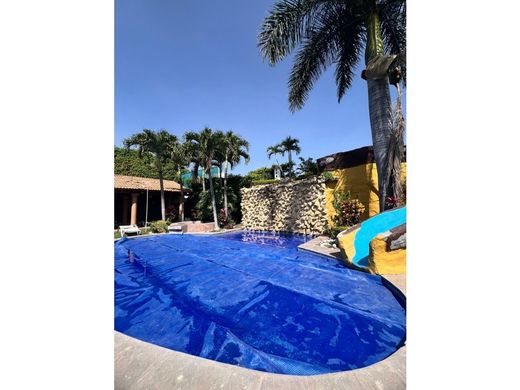 Luxury home in Atlatlahucan, Morelos