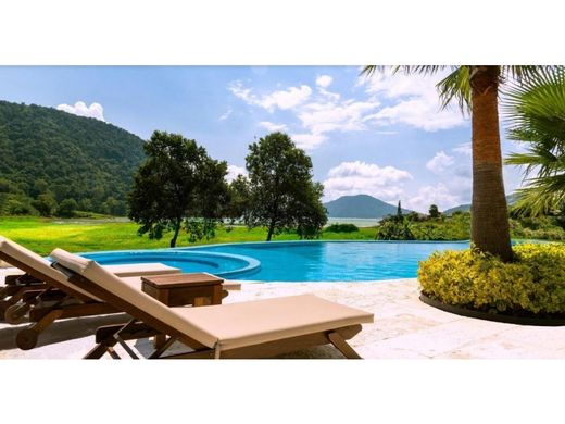 ‏בניין ב  Valle de Bravo, Estado de México