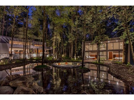 Luxury home in Valle de Bravo, Estado de México
