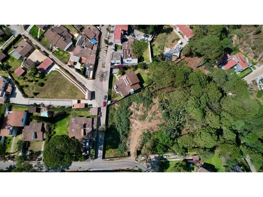 Участок, Валье-де-Браво, Valle de Bravo