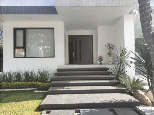 Luxury home in Ciudad López Mateos, Atizapán de Zaragoza