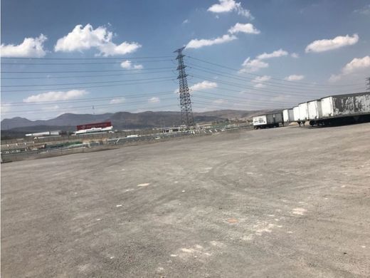 Land in Teoloyucan, Estado de México