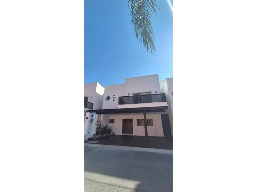 Luxury home in Monterrey, Nuevo León