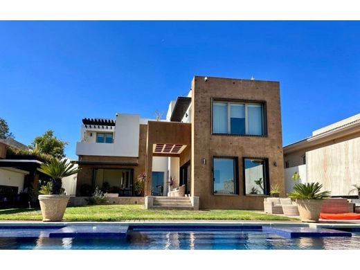 Luxury home for sale in Tijuana