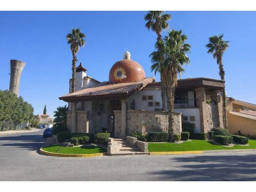 Luxury home in Ciudad Juárez, Juárez