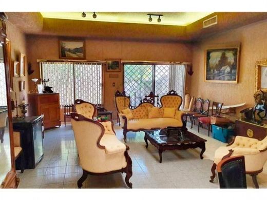 Casa de luxo - Monterrei, Monterrey