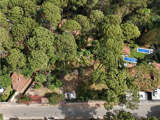 Teren w Valle de Bravo, Estado de México