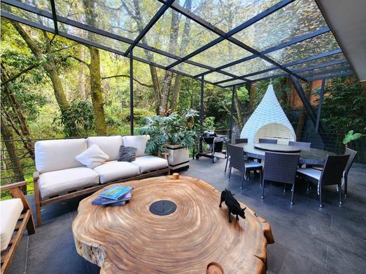 منزل ﻓﻲ Valle de Bravo, Estado de México