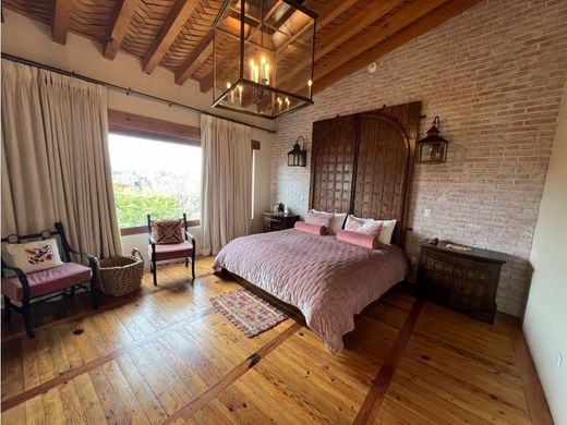 Элитный дом, Пацкуаро, Pátzcuaro